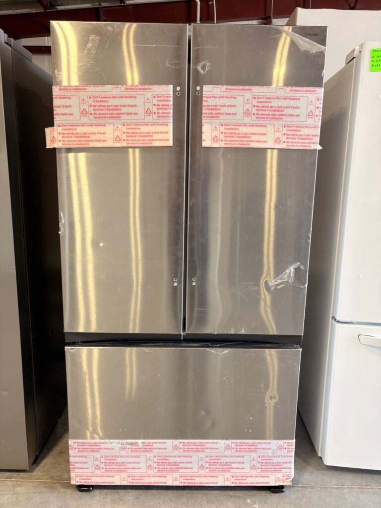 Brand New Scratch & Dent Samsung 32 cu. ft. French Door, Stainless Steel Refrigerator! With Dual Ice Maker and Beverage Center