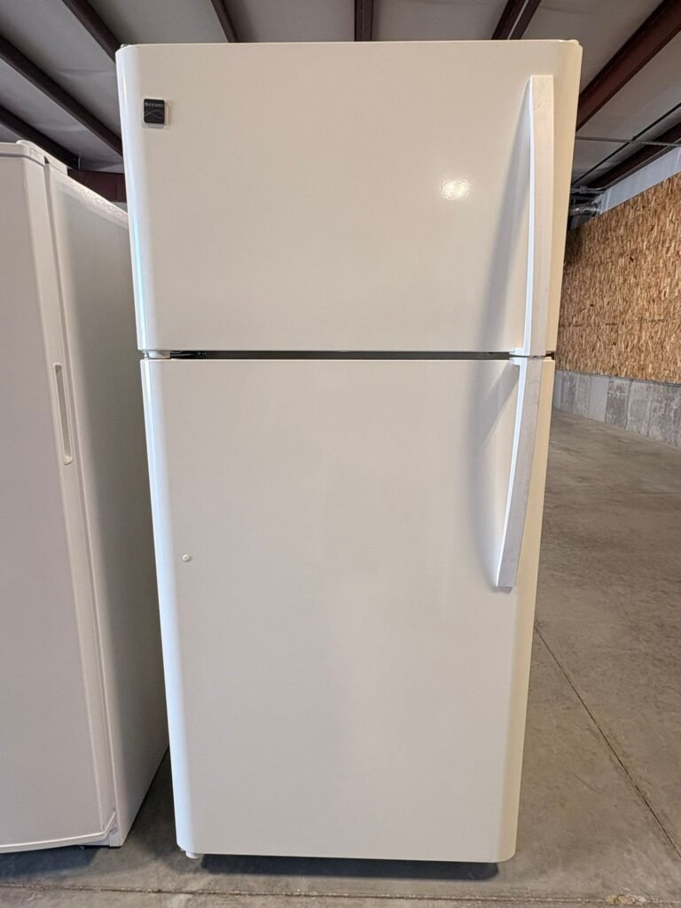 Kenmore 18 cu. ft. Top-Freezer Refrigerator in White!