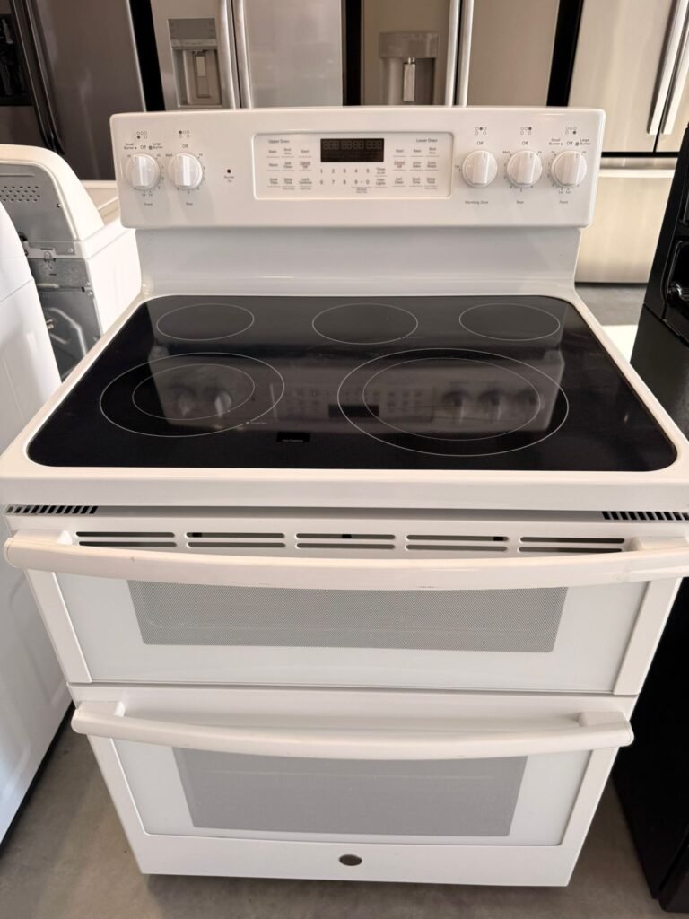 GE 30-Inch Wide Electric Double Oven Range with Convection Oven, Self-Clean and Warming Zone in White!