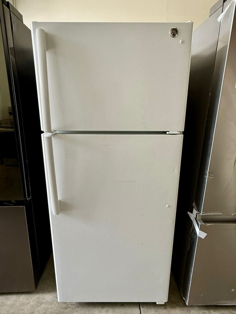 GE 16 cu. ft. Top-Freezer Refrigerator in White