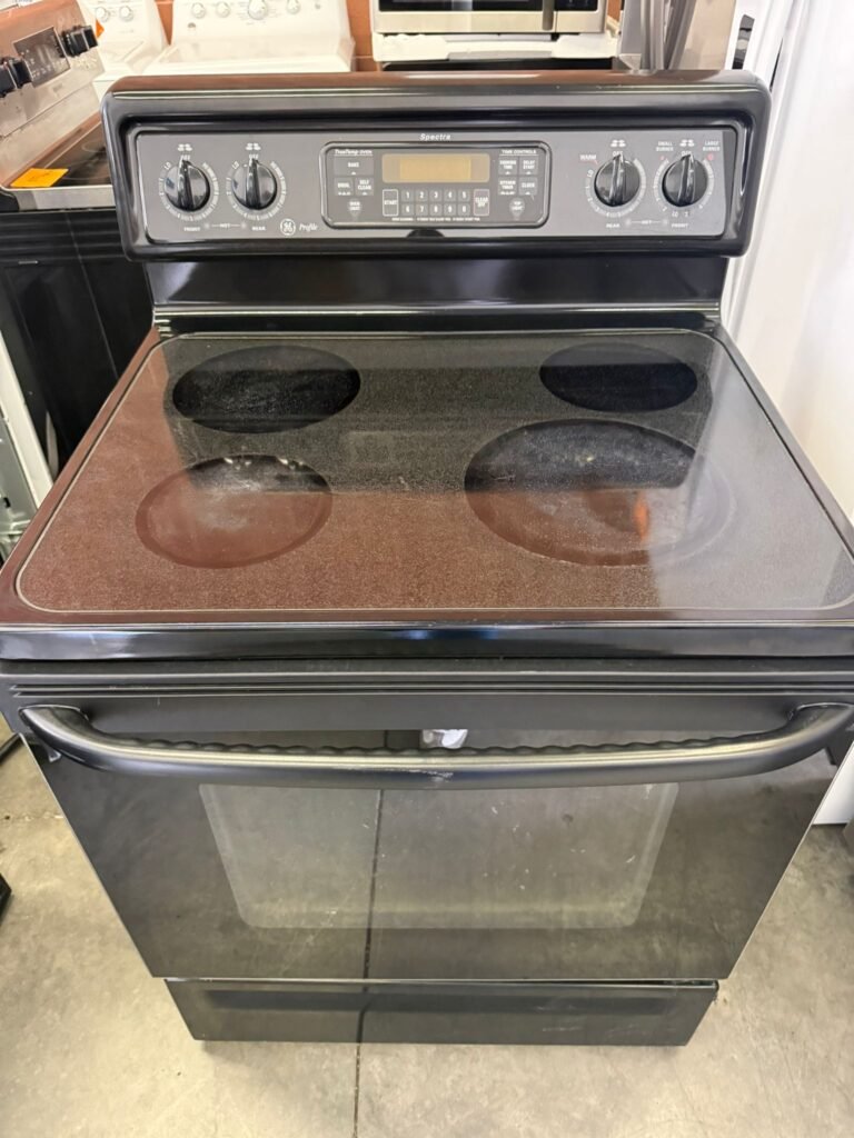 GE Profile Spectra 30-Inch-Wide Electric Range with self-Clean in Black!