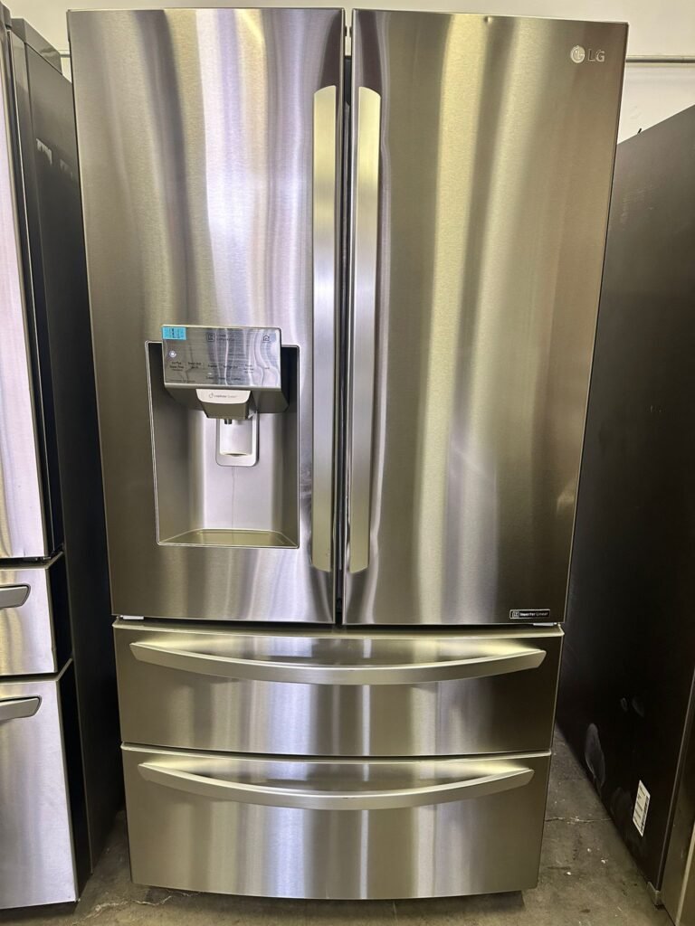 LG 28 cu. ft. 4-Door French Door, Stainless Steel Refrigerator!