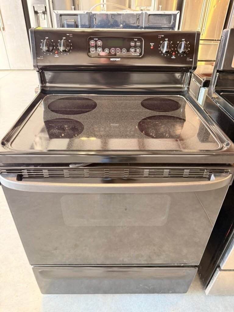 Hotpoint 30-Inch Wide Electric Range with Self-Clean in Black!