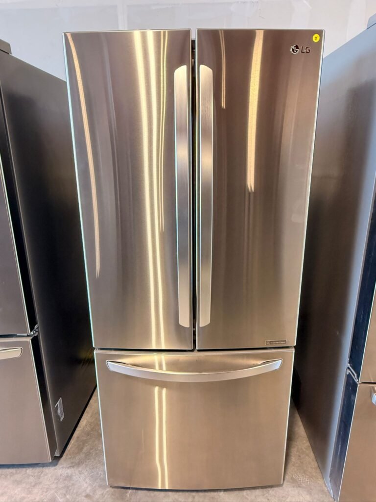LG 30-Inch Wide 22 cu. ft. French Door, Stainless Steel Refrigerator!