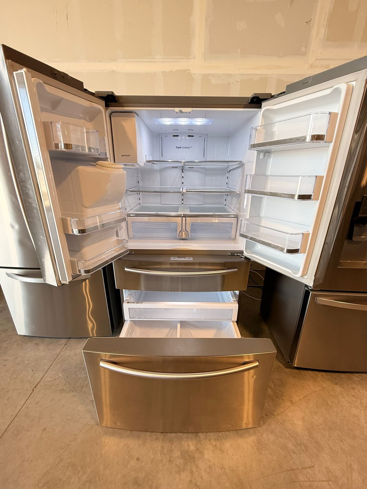 WhatsApp Image 2025-10-01 at 12.36.50 PM (4)