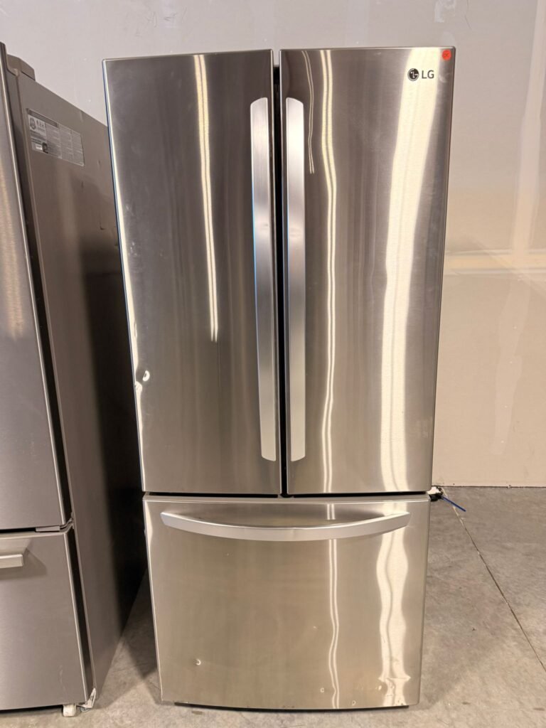 LG 30-Inch Wide 22 cu. ft. French Door, Stainless Steel Refrigerator!