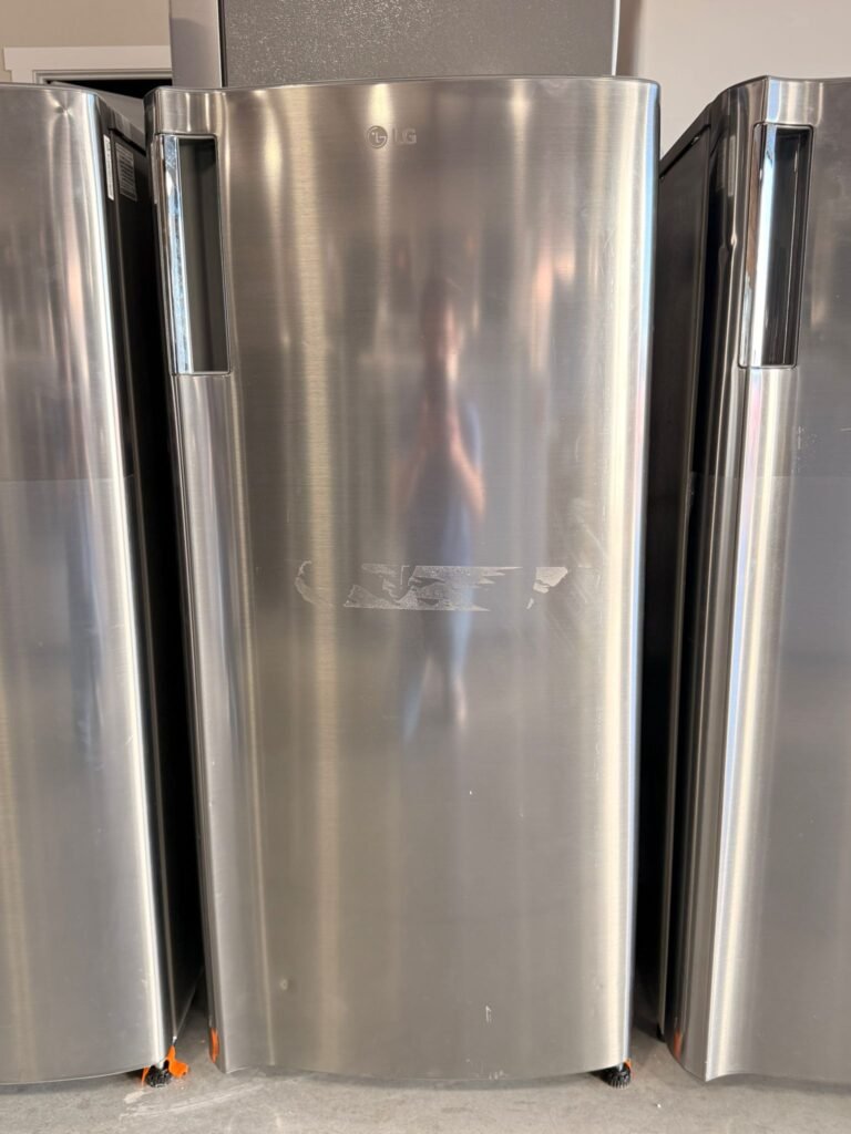 NEW Scratch & Dent LG 20.63-Inch Wide, 6 cu. ft. Single Door Top-Freezer Fridge w/ Inverter Compressor & Pocket Handle in Platinum Silver!