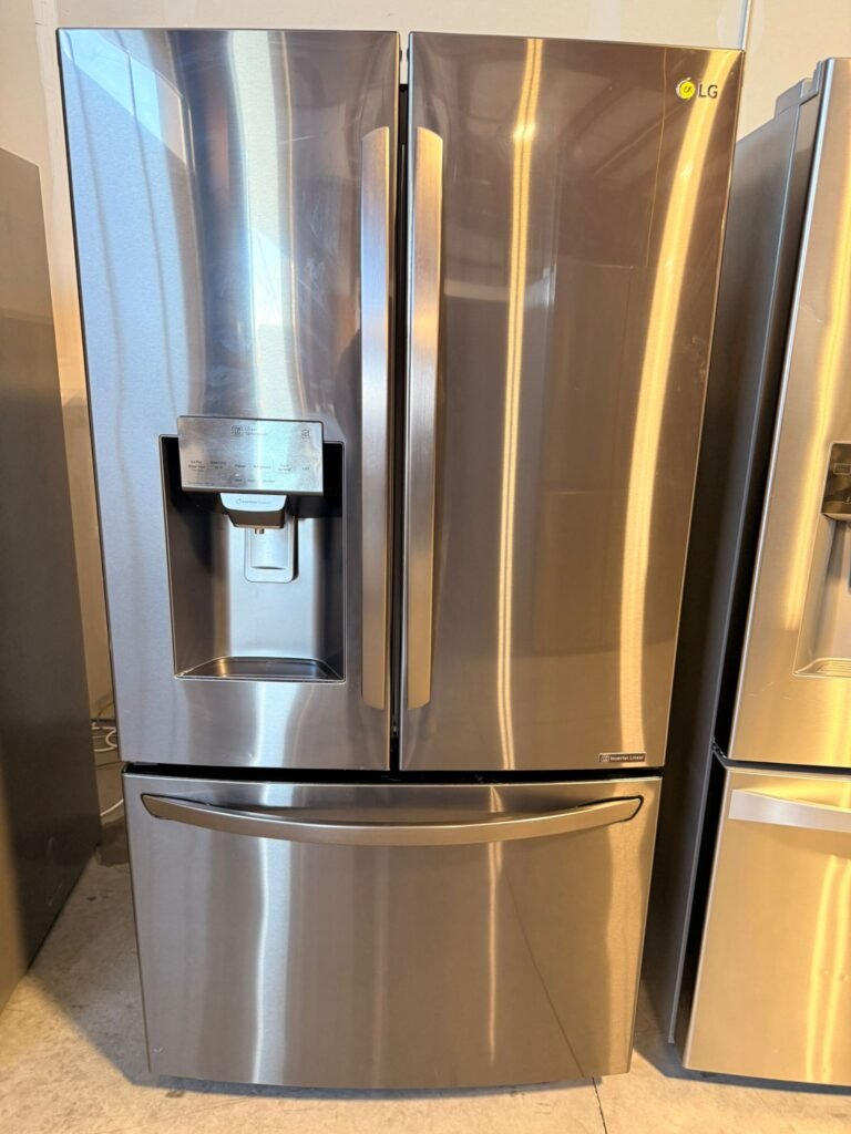 LG 27.9 cu ft French Door Refrigerator – Black Stainless Steel, Ice Maker and Water Dispenser. Great conditions, fully tested, 36” width