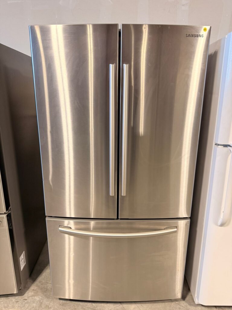 Samsung 26 cu ft French Door Refrigerator – Stainless Steel,  Ice Maker. Great conditions, fully tested, 35” wide French Door design.