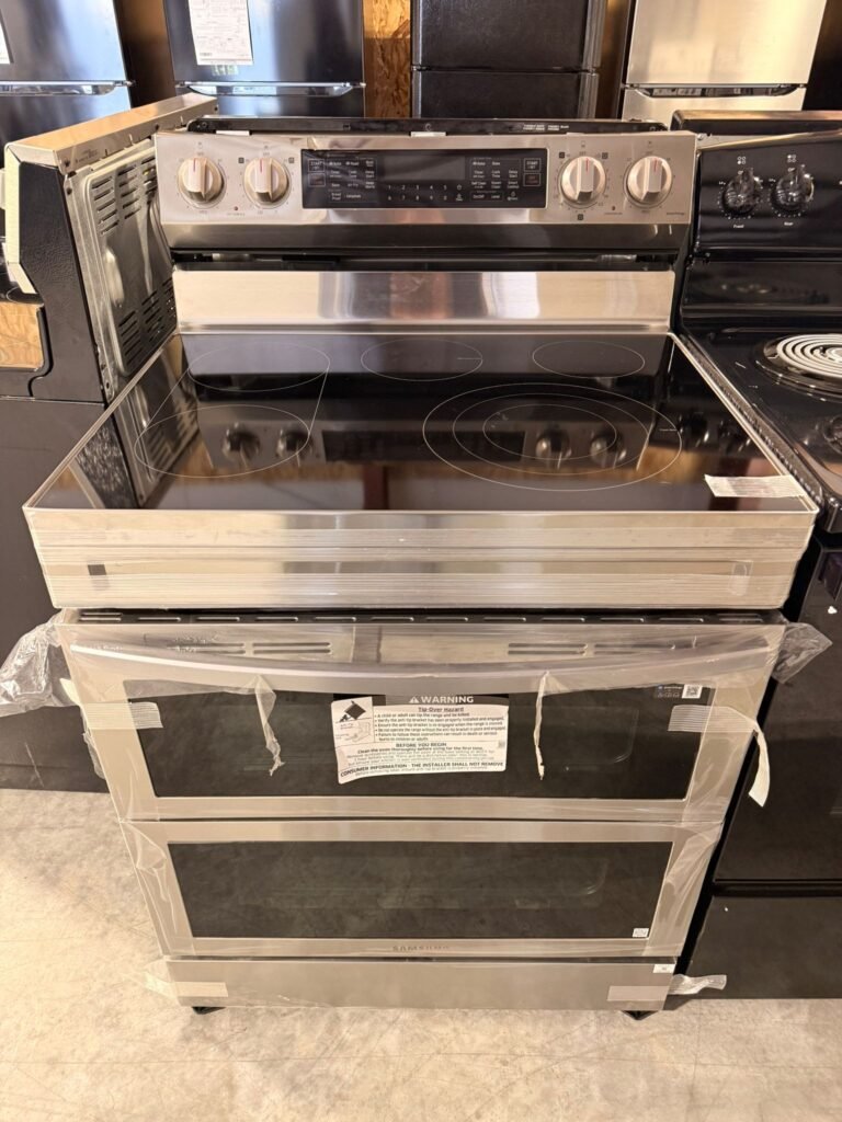 NEW Scratch & Dent Samsung 30-Inch Double Oven Electric Range with Convection, Flex Duo & Air Fry in Stainless Steel!