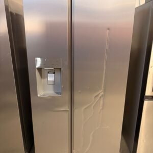 Brand New Hisense 29.1-cu ft Standard-Depth 36-in Wide Side-by-Side Refrigerator with Ice Maker, Water and Ice Dispenser (Stainless Steel)