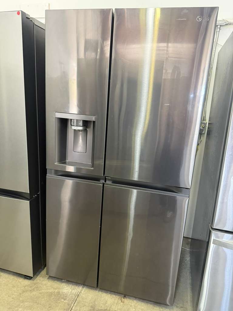 LG 27 cu. ft. Side-by-Side, Door-In-Door Refrigerator in PrintProof Black Stainless Steel
