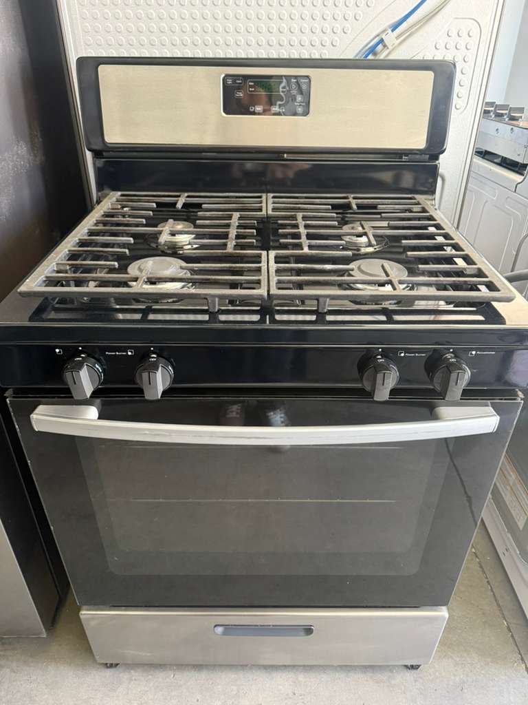 Whirlpool 30-Inch 4 Burners Gas Range in Stainless Steel