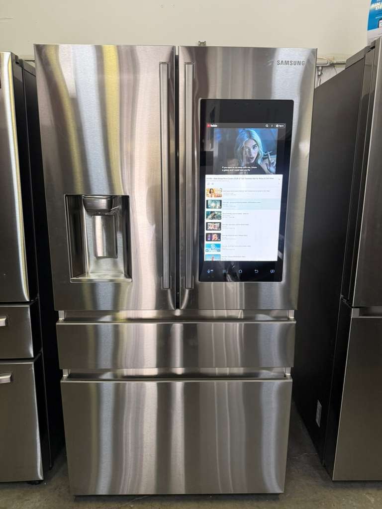 Samsung 22 cu. ft. French Door, Counter-Depth Refrigerator in FingerPrint Stainless Steel with Family Hub